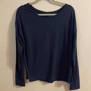 Size L navy long sleeve Athleta top